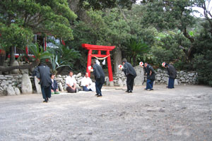 廣濱神社秋の大祭で奉納された郷土芸能「くらまぐち」
