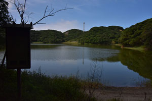 宝満神社の西側にある宝満の池