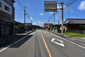 国道58号線浜津脇熊野神社入口前通り