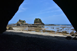 犬城海岸馬立の岩屋の洞穴風景2019年6月6日