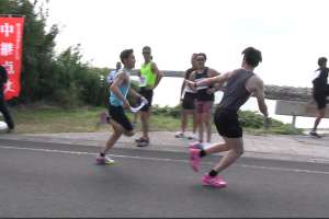 ���[���e���O