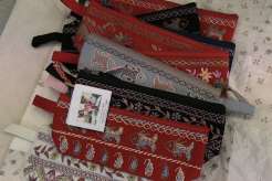 �o���O���f�V���̕z���i