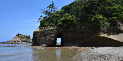 犬城海岸の洞穴風景2019年6月6日