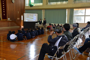 5・6年生による岩岡の工場発表