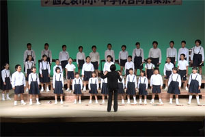 住吉小学校合唱