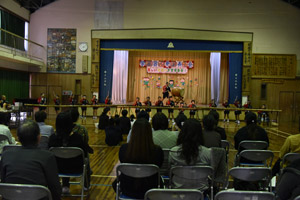 国上小学校ご自慢の竹太鼓演奏