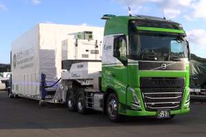 �q���{�̂�ύڂ�����^�g���[���[