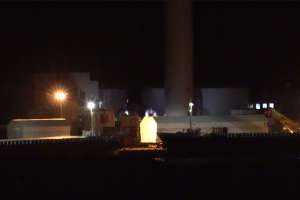 1�i�ڃ��P�b�g�@�̃R���e�i��ύڂ����ݕ��D�u���񂭂��[��v�̐ڊ�