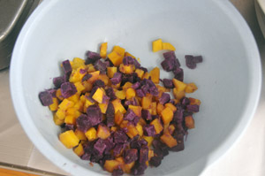 紫芋と安納芋の蒸したもの